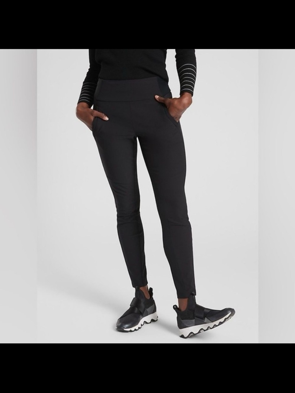 Athleta Headlands Hybrid Trek Tight in Black Size 4